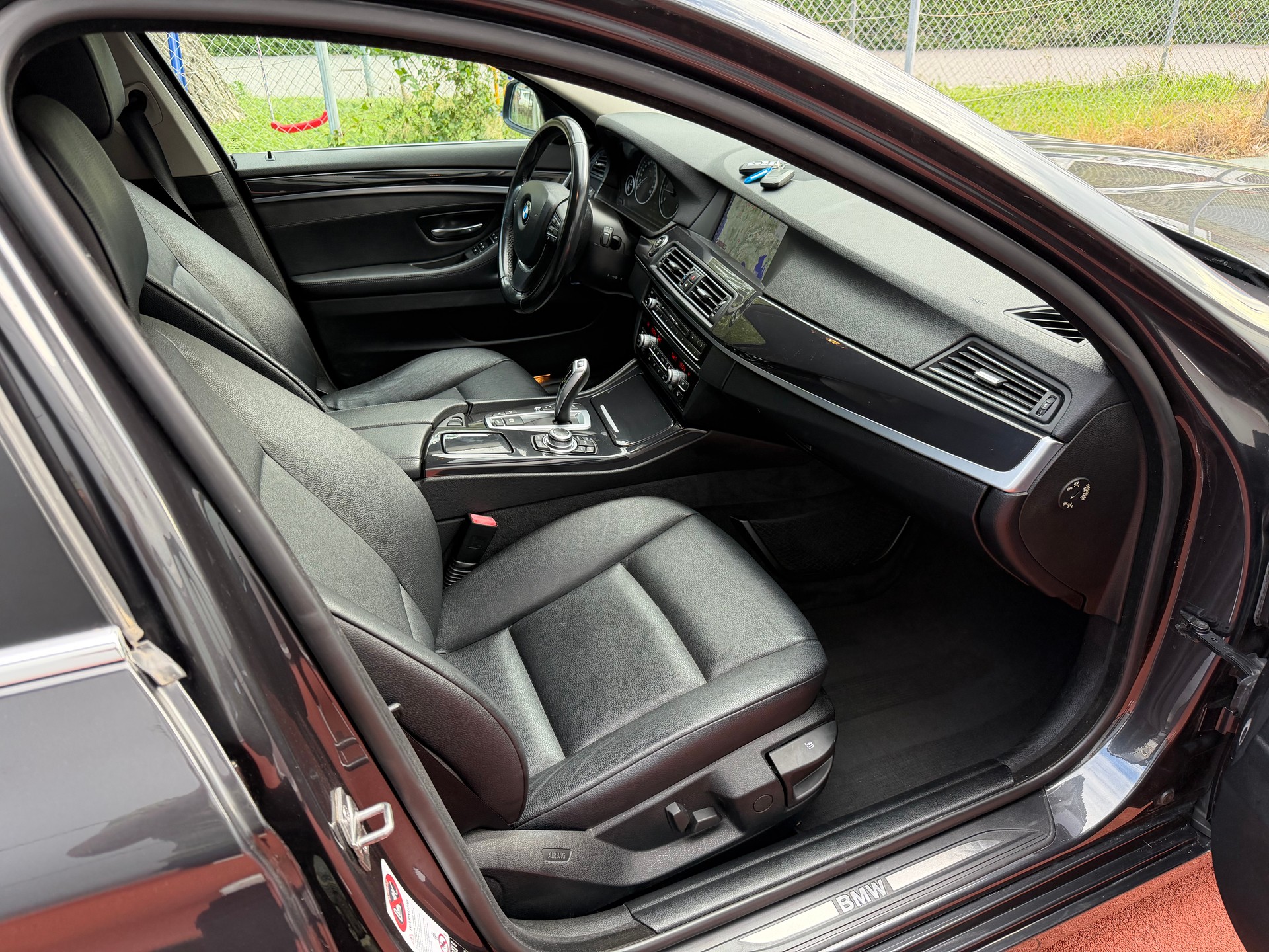 BMW 525d xDrive Touring Steptronic-image-9