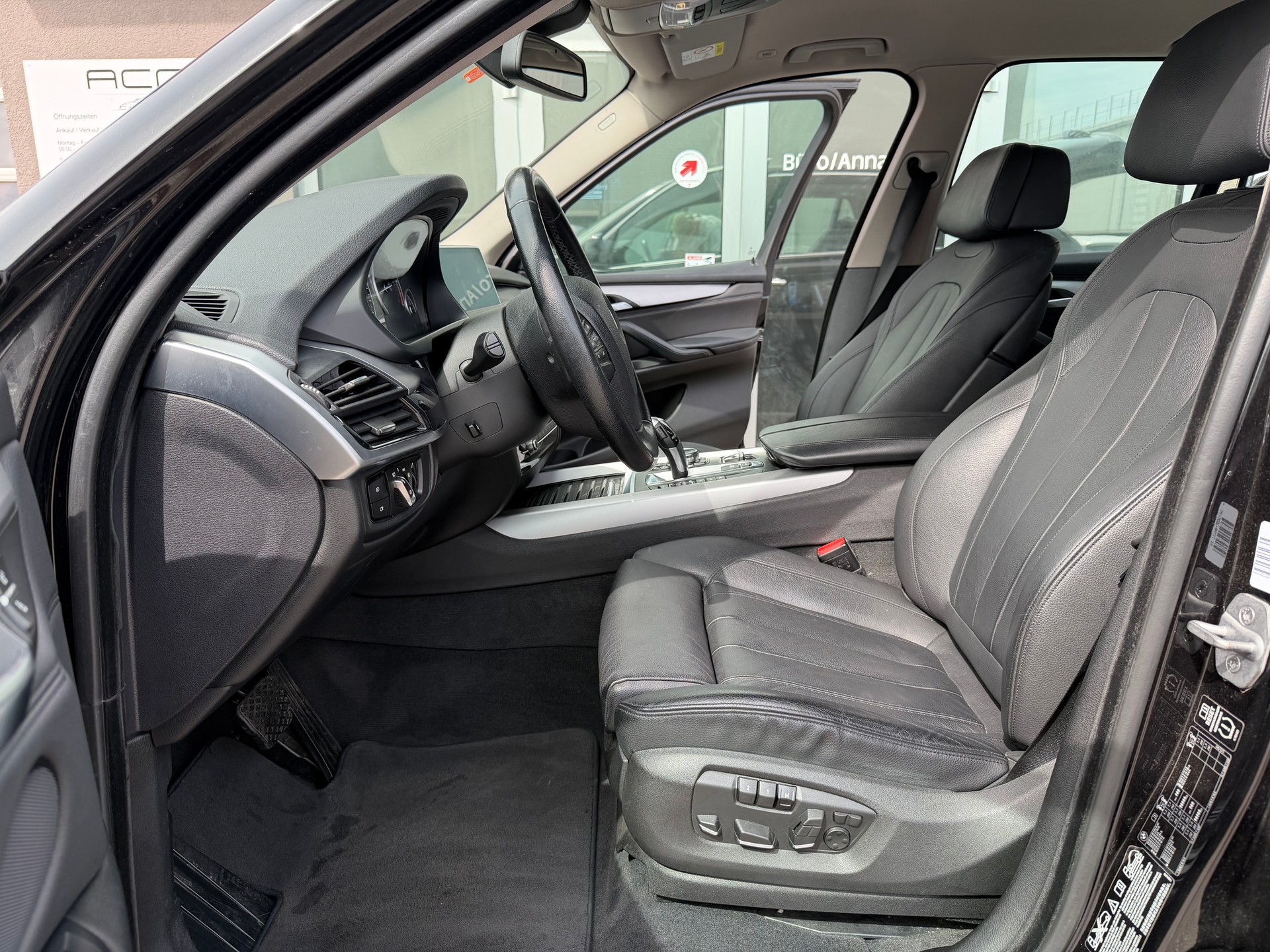 BMW X5 xDrive 30d Steptronic-image-8
