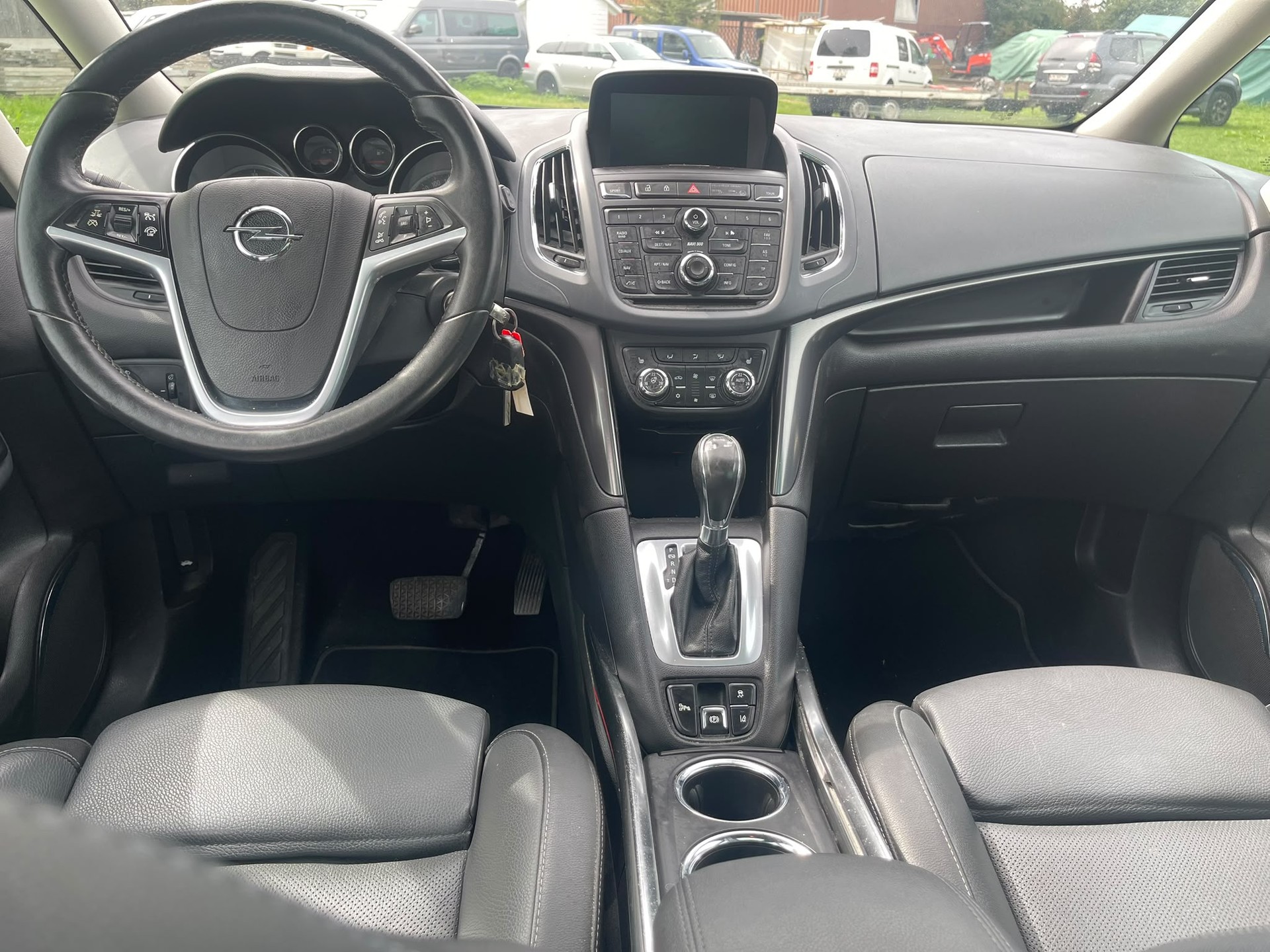 OPEL Zafira Tourer 2.0 CDTi Cosmo Automatic-image-7
