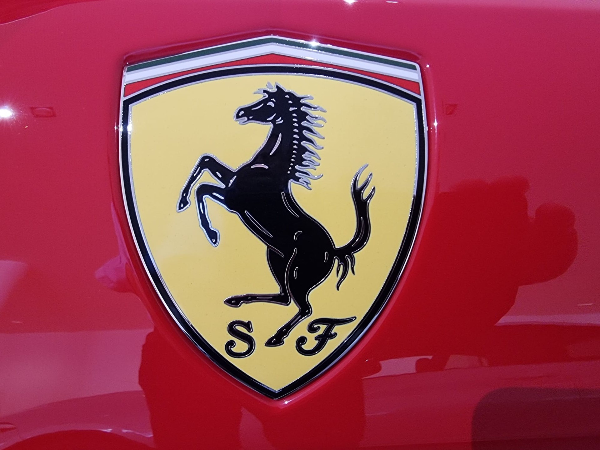 FERRARI California 3.9 V8 T-image-5