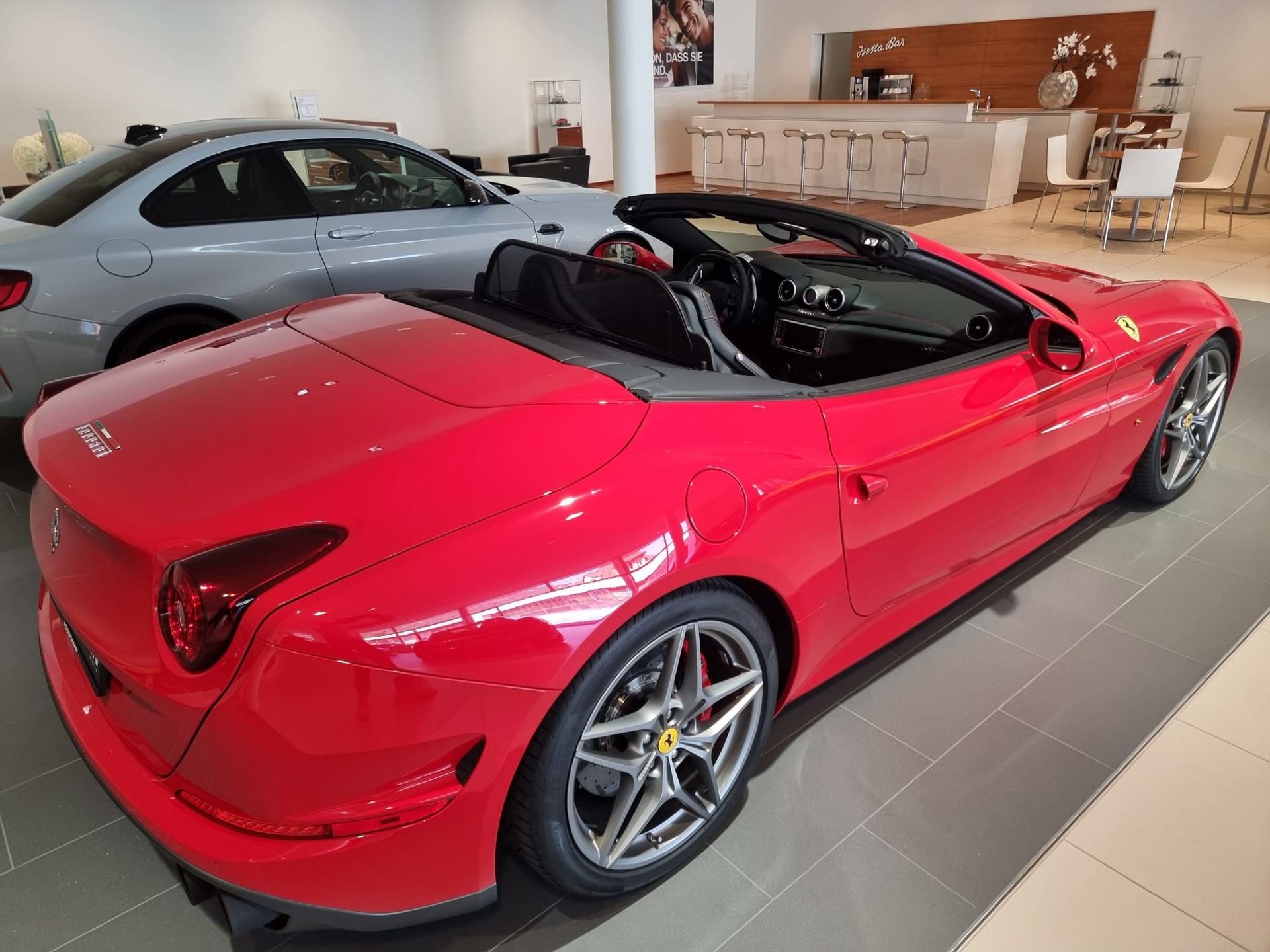 FERRARI California 3.9 V8 T-image-9