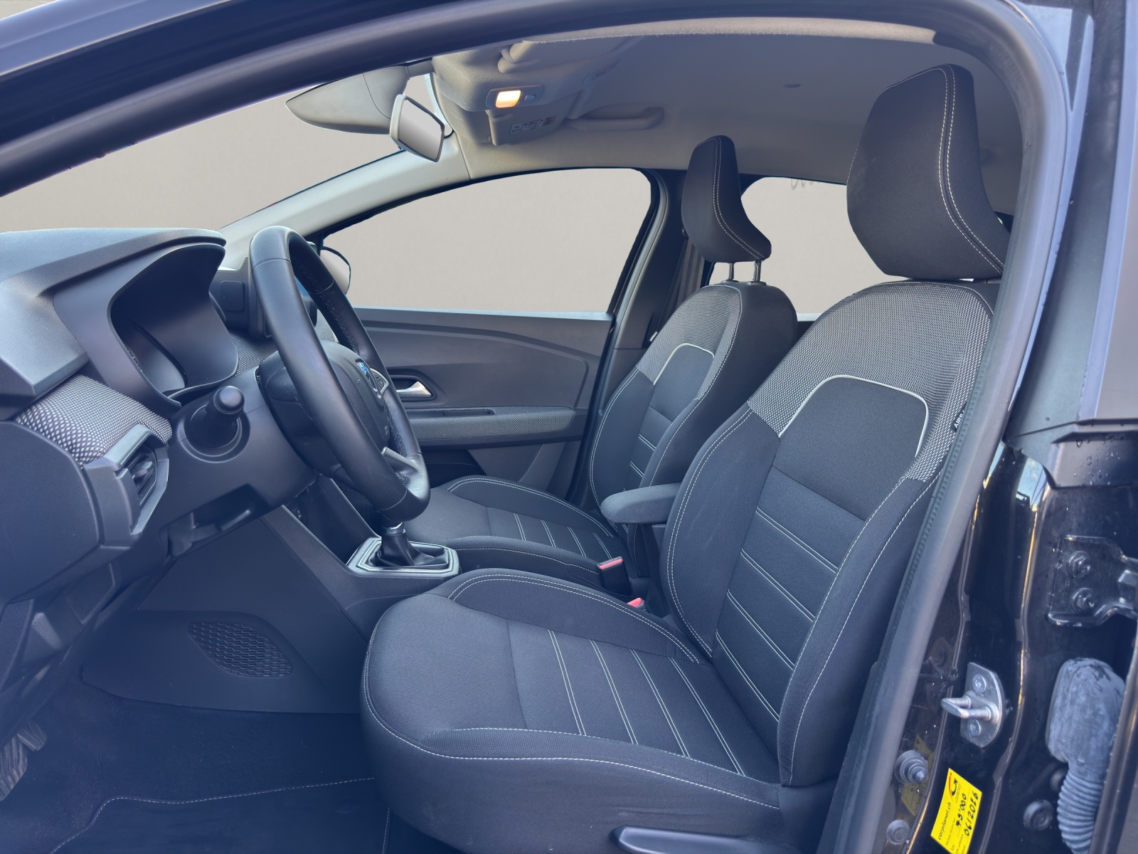 DACIA Sandero 1.0 TCe Comfort-image-5