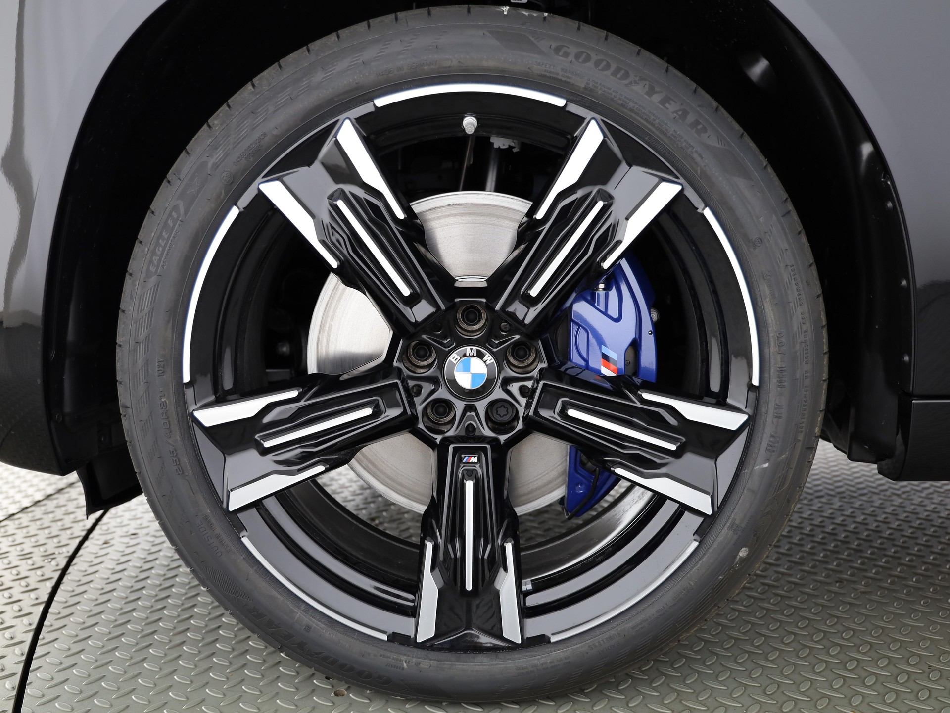 BMW X3 M50i-image-6