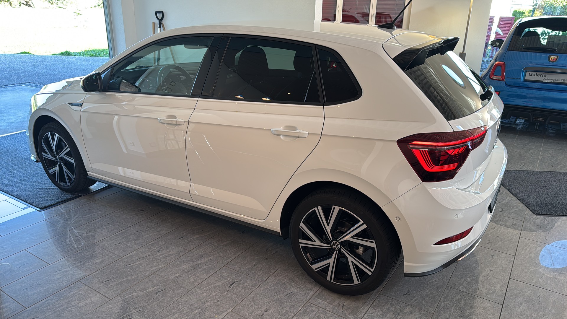 VW 1.0 TSI 110 R-Line DSG-image-1