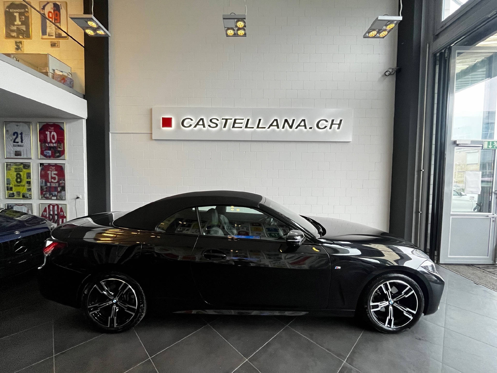 BMW 420i Cabrio M Sport-image-7