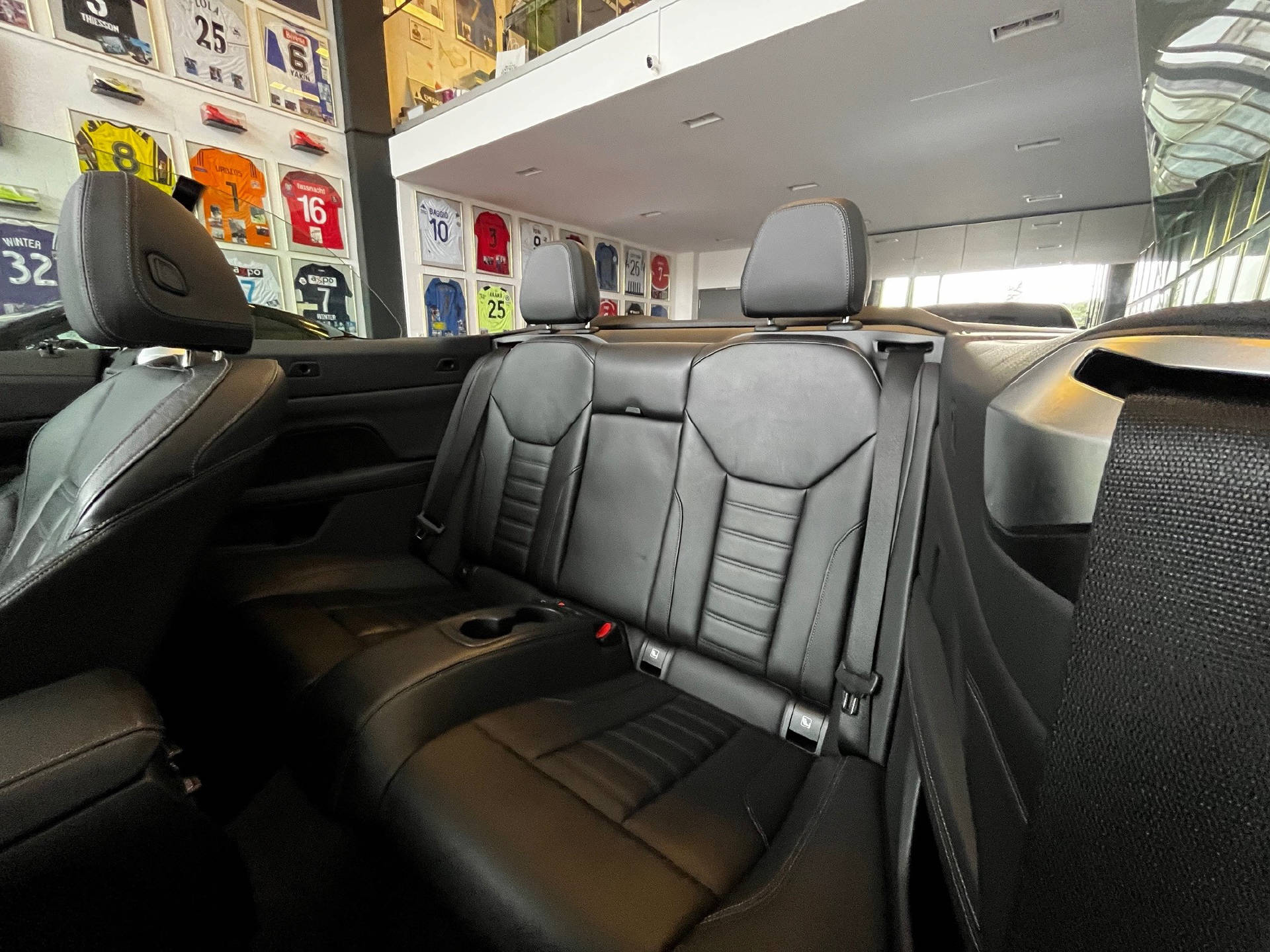 BMW 420i Cabrio M Sport-image-21