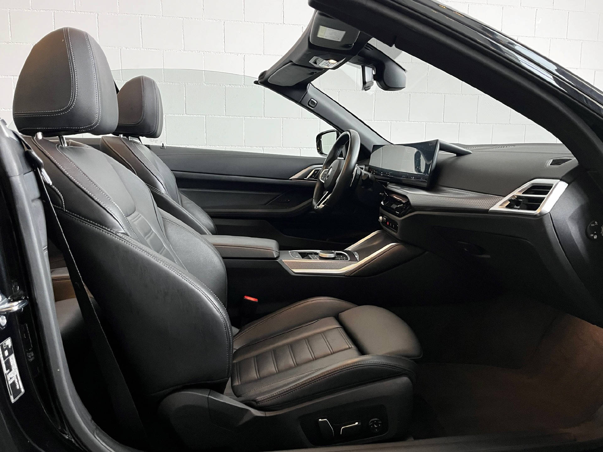 BMW 420i Cabrio M Sport-image-22