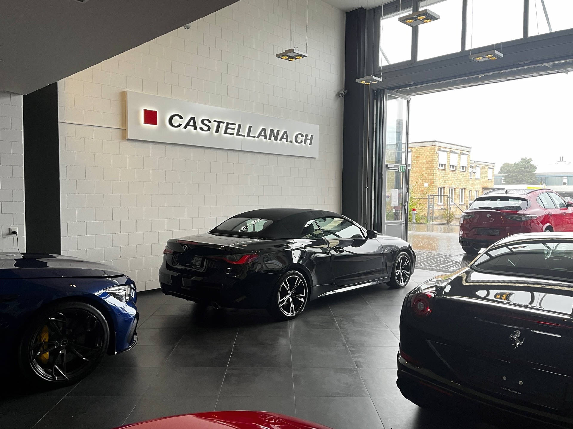 BMW 420i Cabrio M Sport-image-9