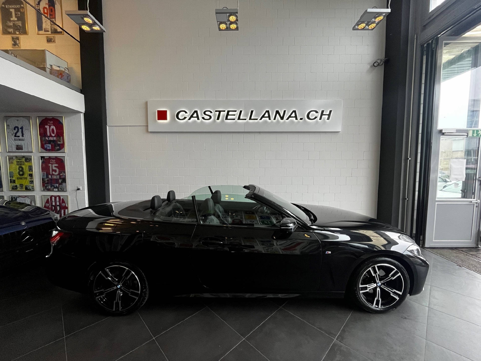 BMW 420i Cabrio M Sport-image-6