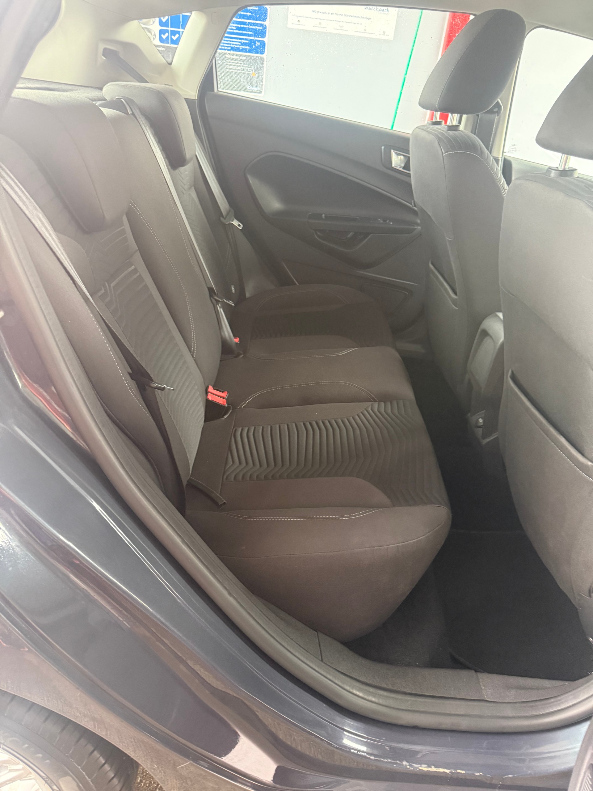 FORD Fiesta 1.0 SCTi Titanium X PowerShift-image-9