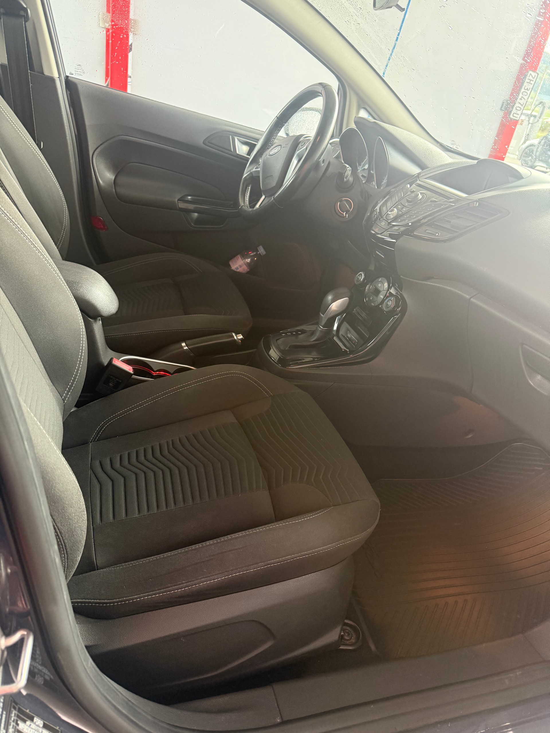 FORD Fiesta 1.0 SCTi Titanium X PowerShift-image-14