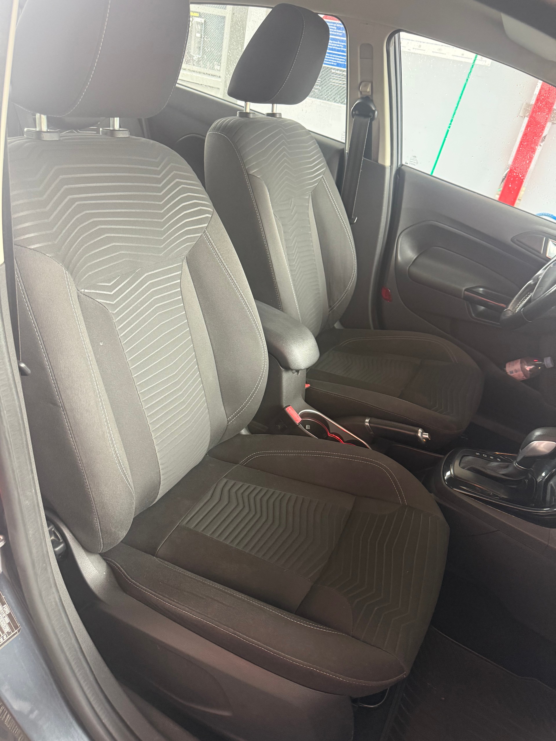 FORD Fiesta 1.0 SCTi Titanium X PowerShift-image-13
