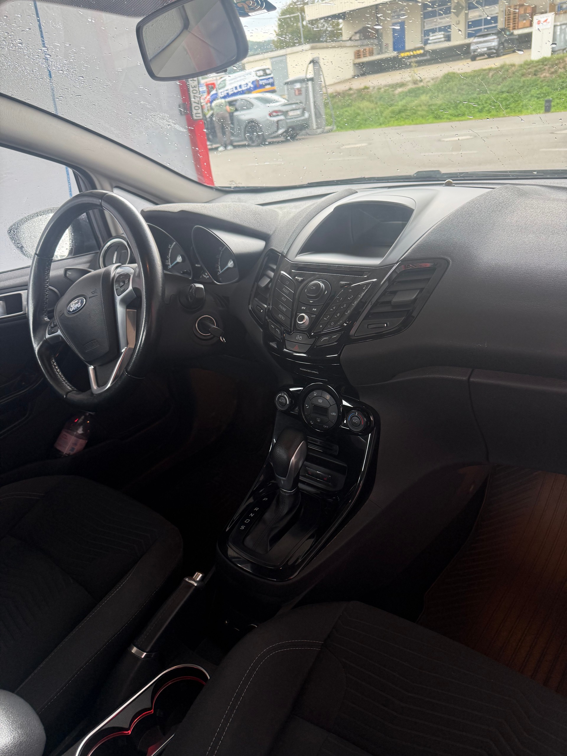 FORD Fiesta 1.0 SCTi Titanium X PowerShift-image-12