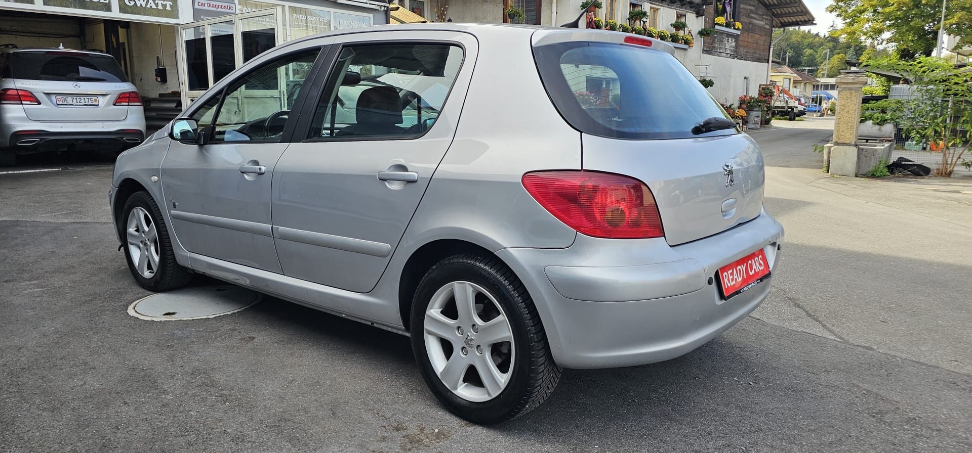 PEUGEOT 307 2.0 16V XS-image-5
