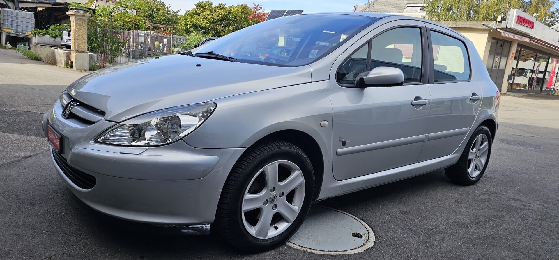 PEUGEOT 307 2.0 16V XS-image-1