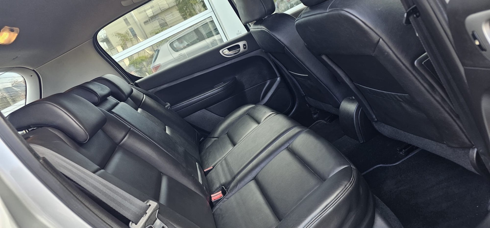 PEUGEOT 307 2.0 16V XS-image-9