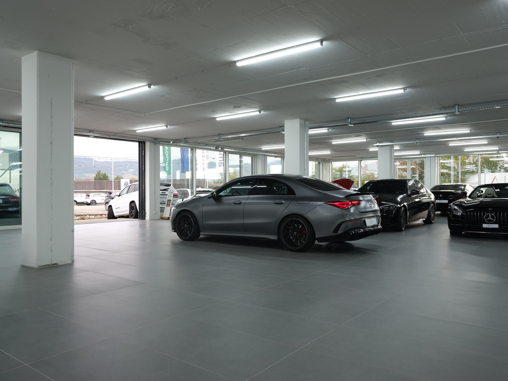 MERCEDES-BENZ CLA 35 AMG 4Matic 7G-DCT *Burmester* *AMG Performance* *Panorama*-image-18