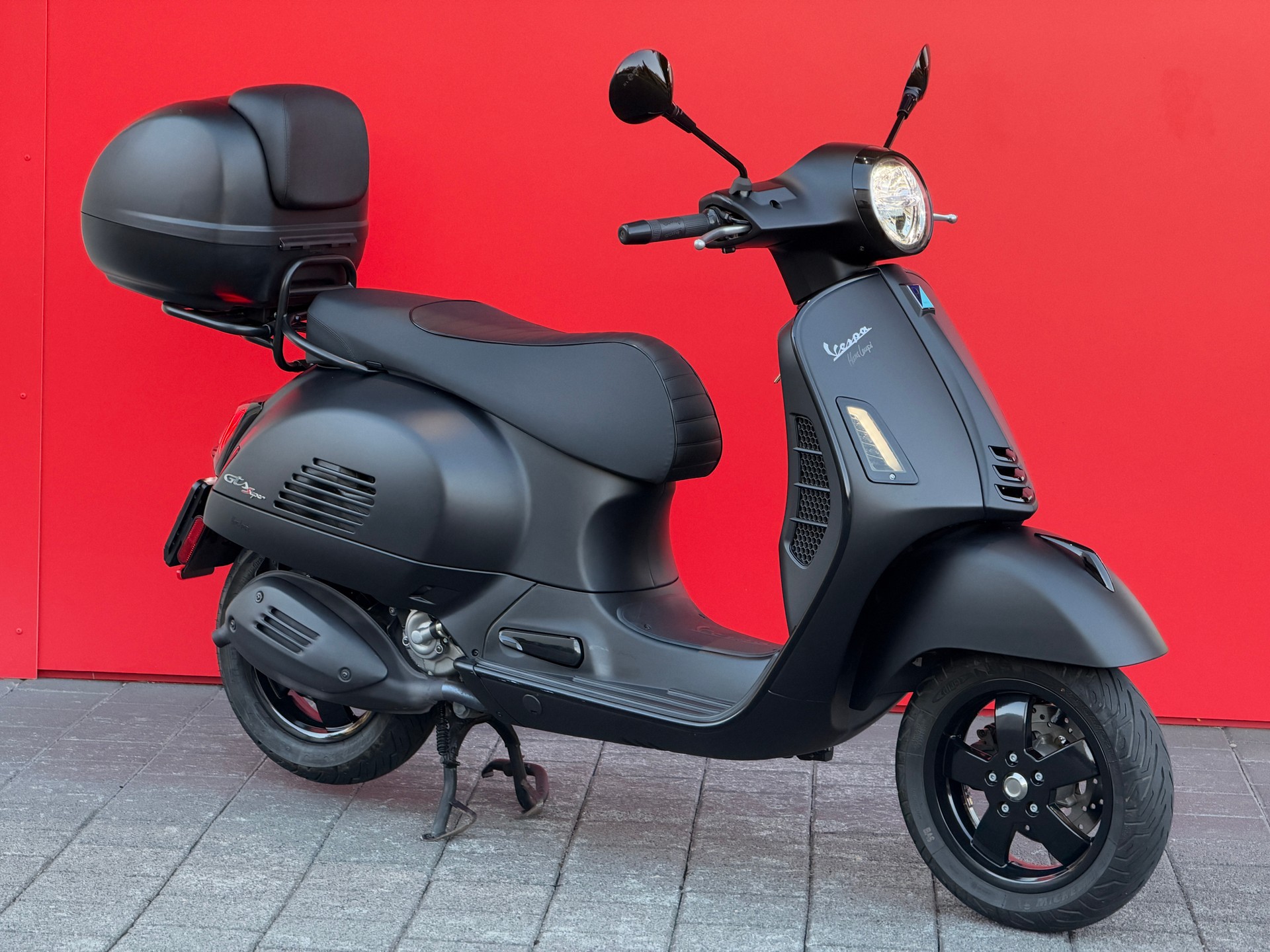 PIAGGIO Vespa GTS 300 HPE Super Notte ABS/ASR