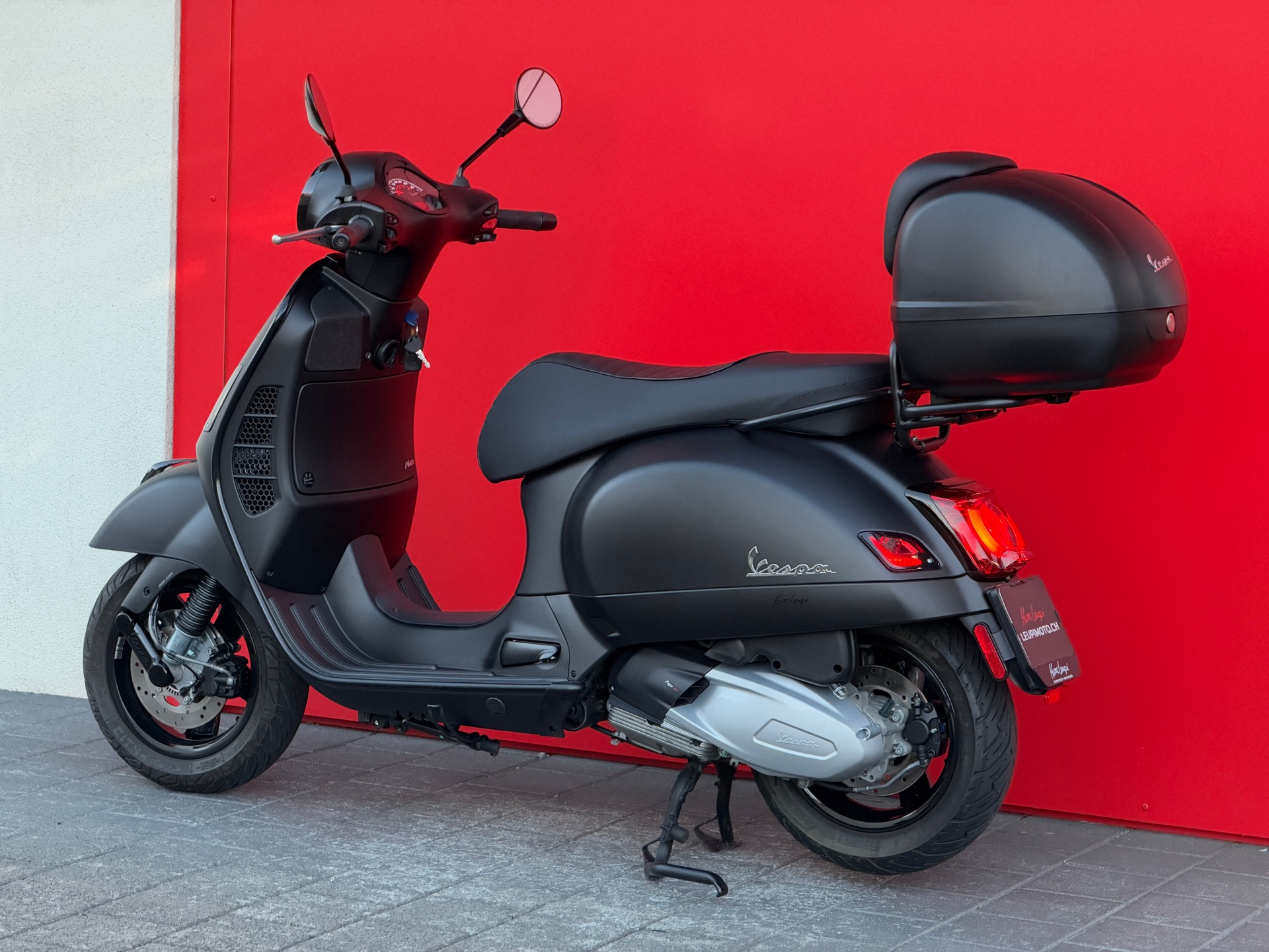 PIAGGIO Vespa GTS 300 HPE Super Notte ABS/ASR-image-5