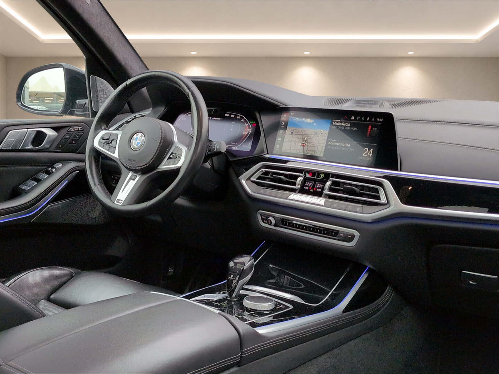 BMW X7 G07 M50i-image-9