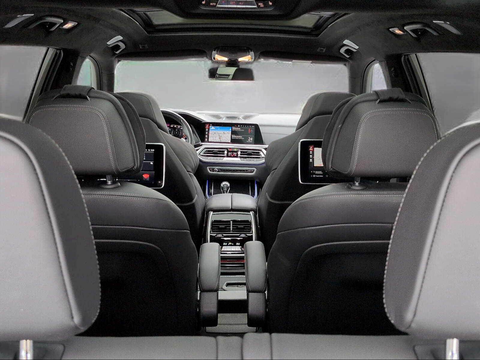 BMW X7 G07 M50i-image-13