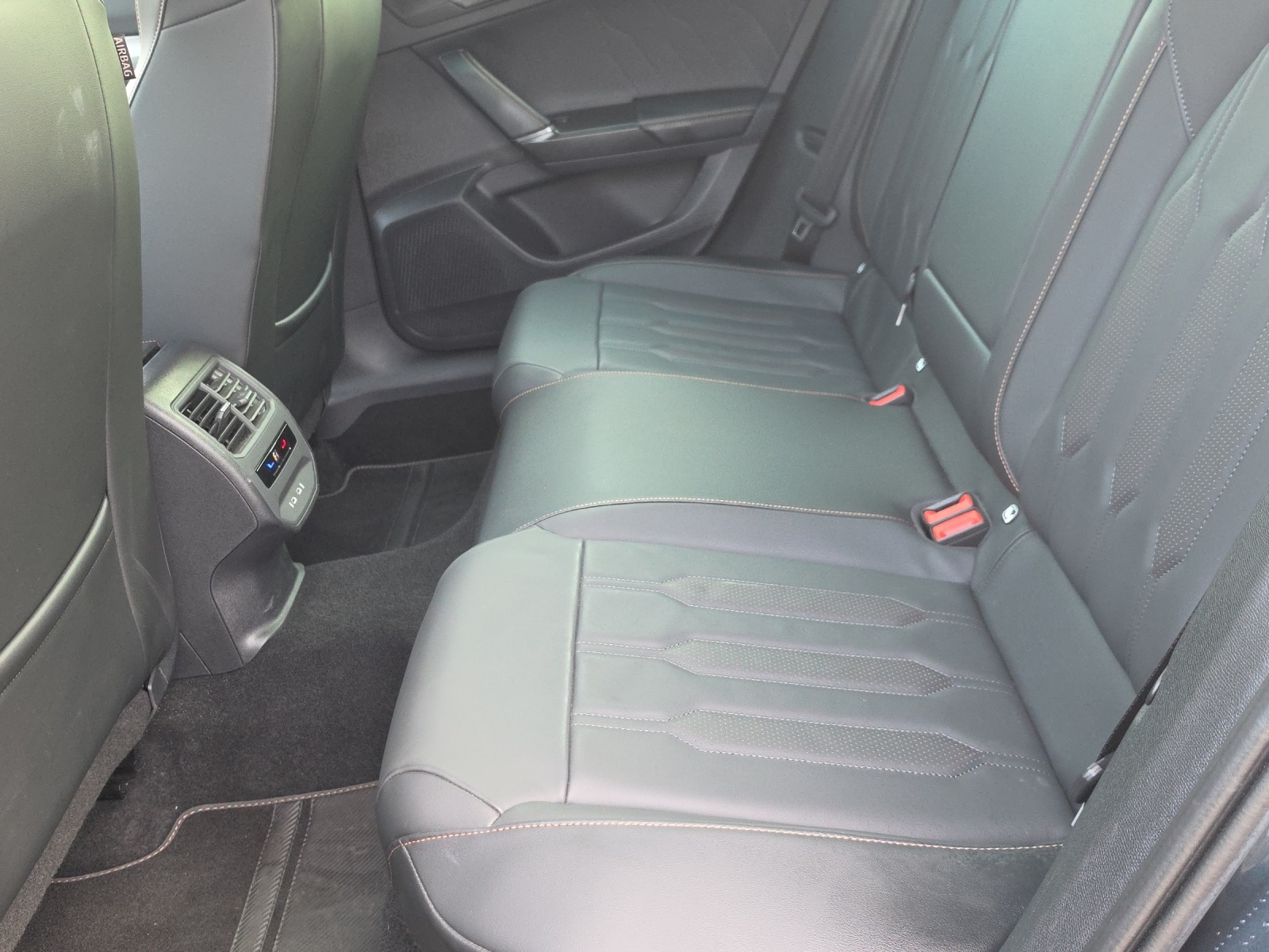 CUPRA Formentor 1.4 e-HYBRID pHEV VZ DSG-image-11