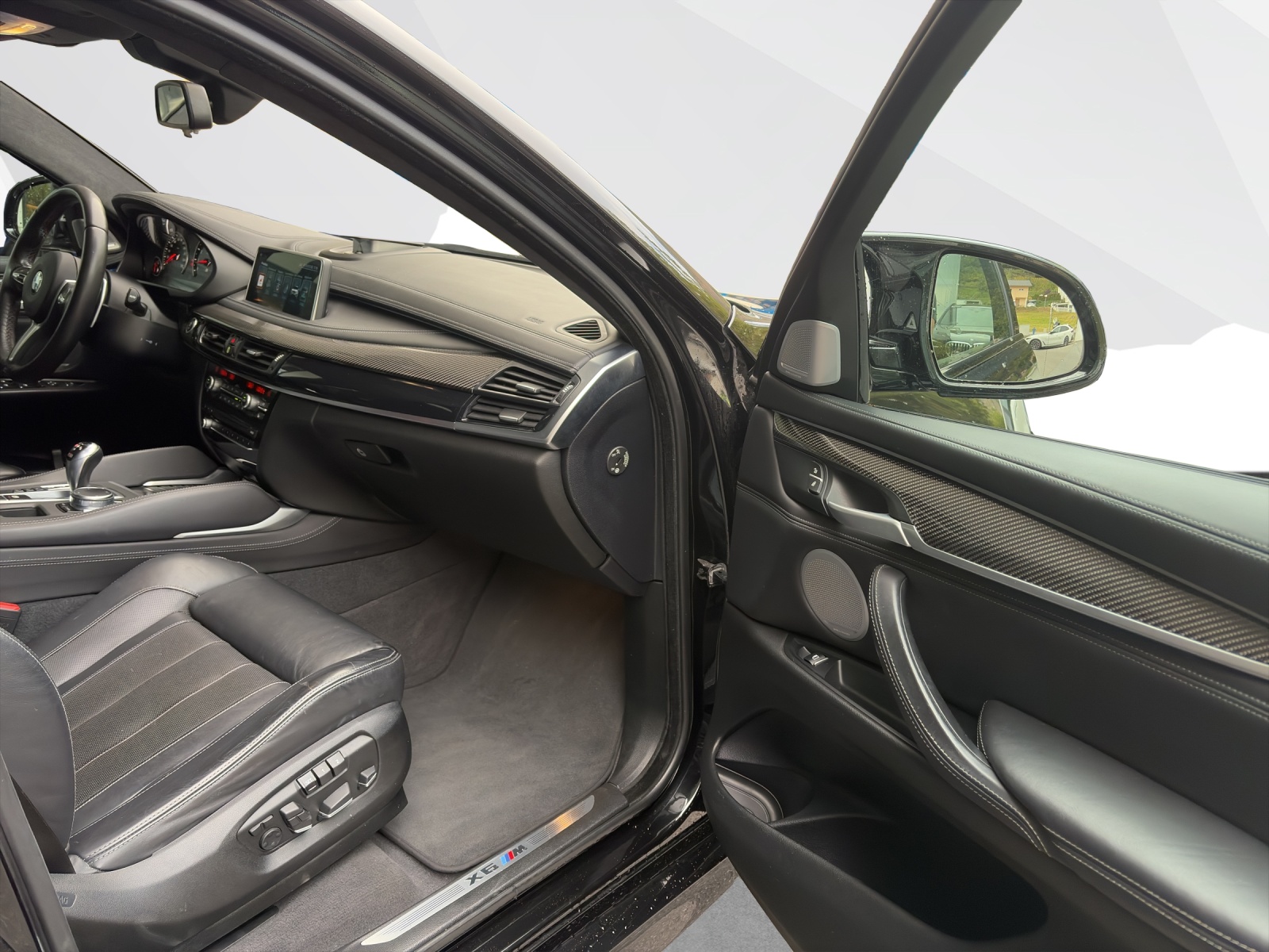 BMW X6 M-image-16