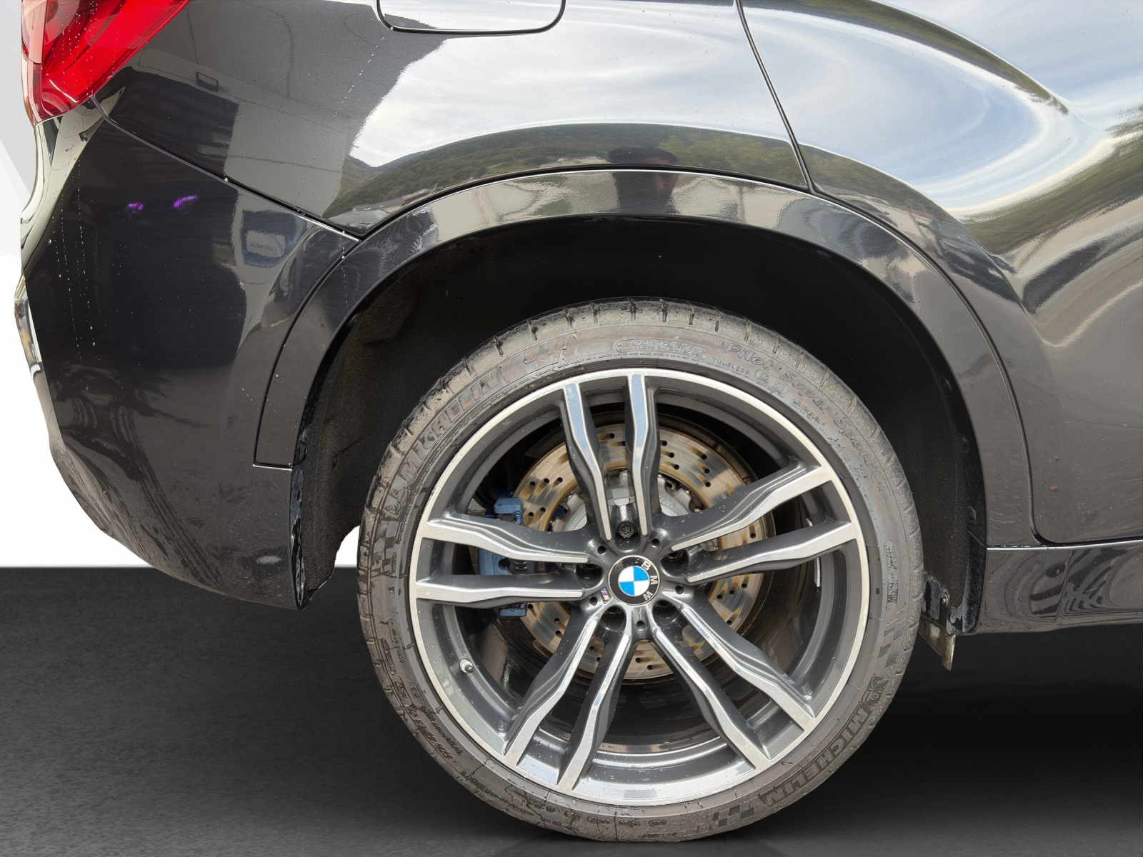 BMW X6 M-image-23