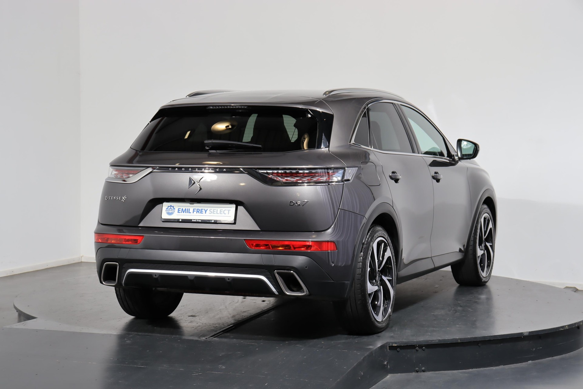 DS AUTOMOBILES 7 Crossback 1.6 E-Tense Rivoli 4x4-image-3