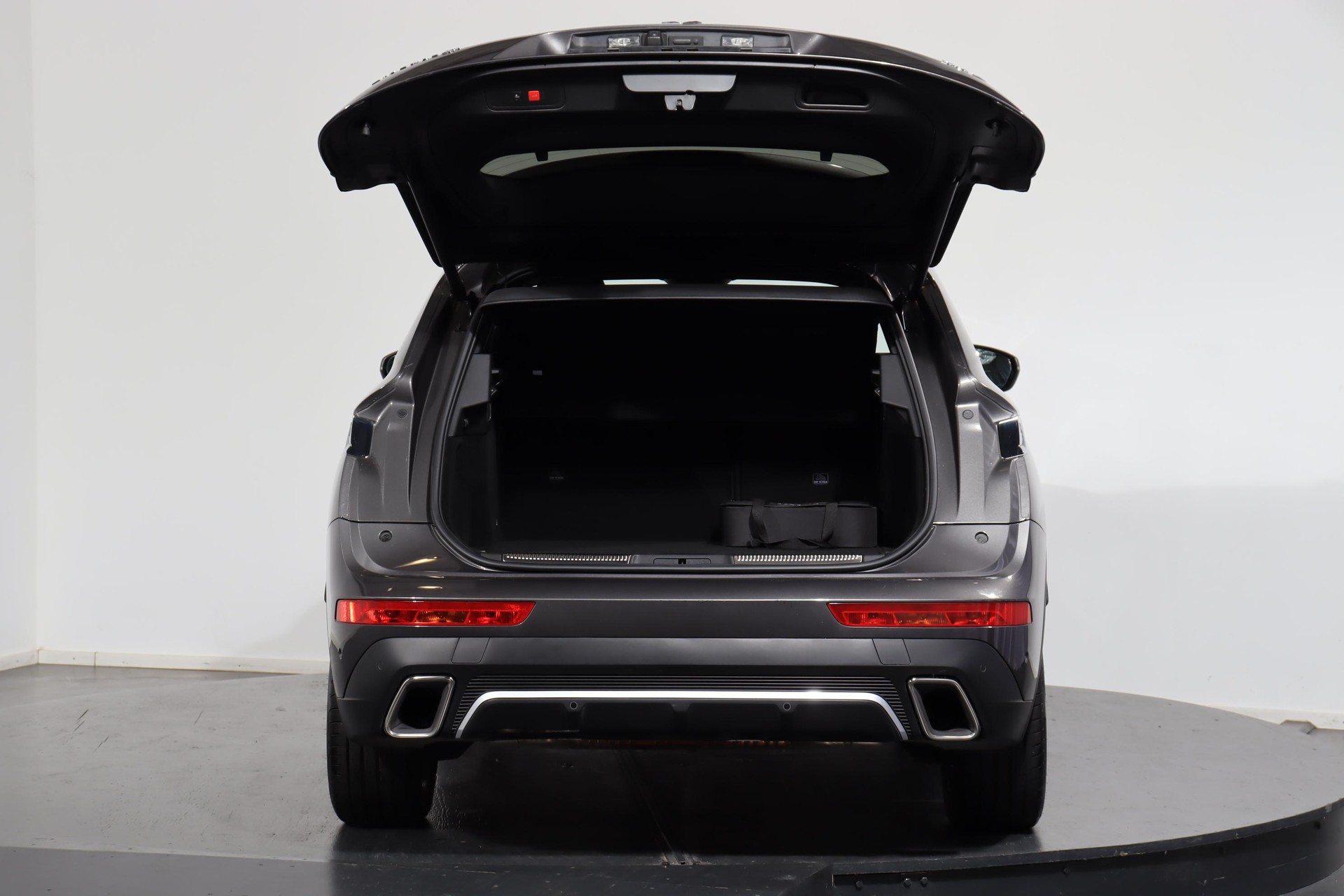 DS AUTOMOBILES 7 Crossback 1.6 E-Tense Rivoli 4x4-image-4