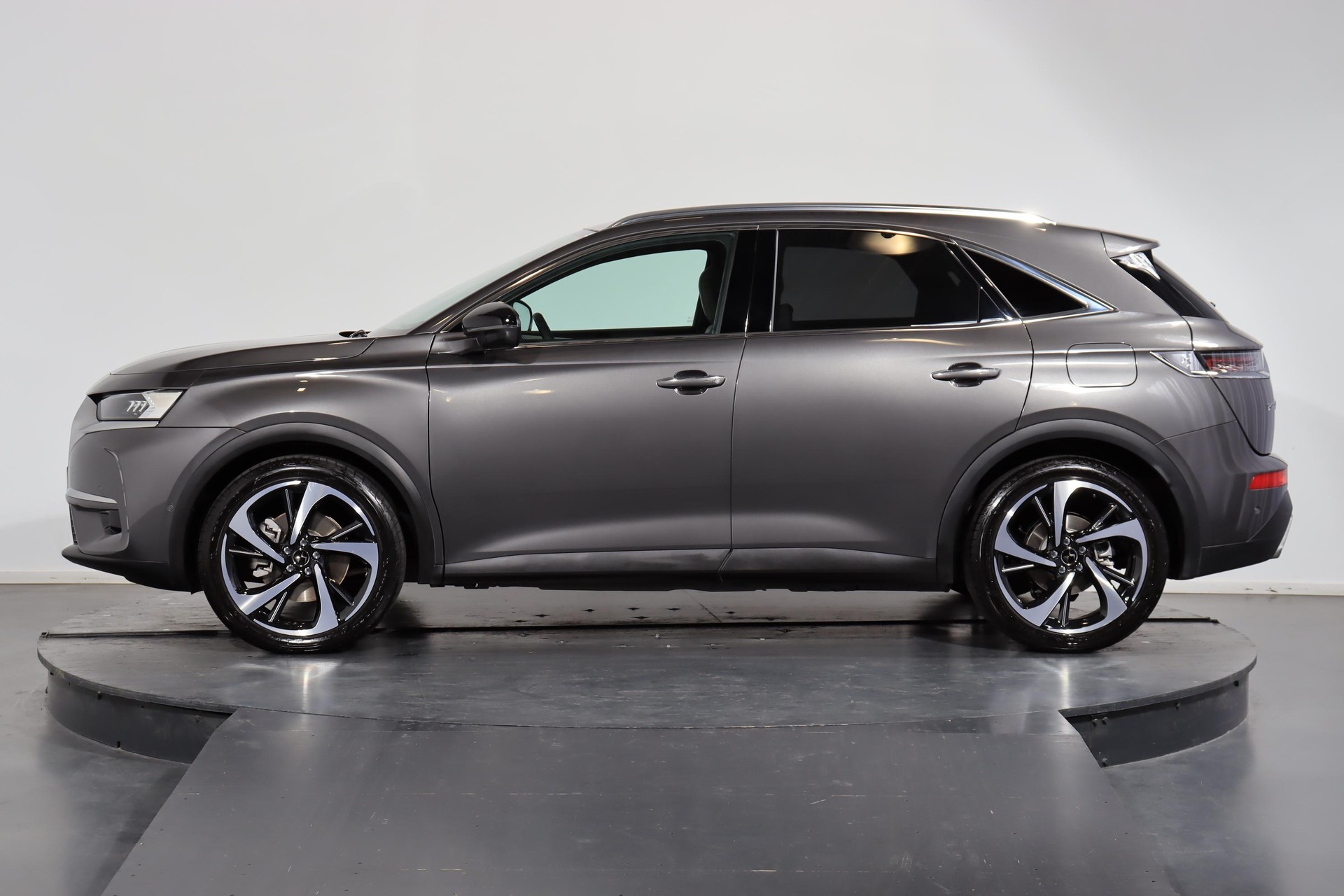 DS AUTOMOBILES 7 Crossback 1.6 E-Tense Rivoli 4x4-image-2