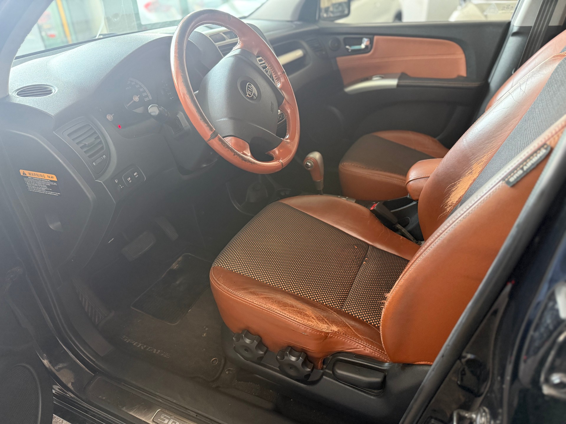 KIA Sportage 2.7 V6 Active-image-6