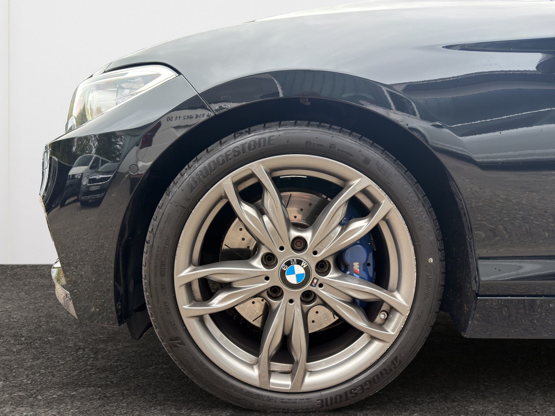 BMW M240i xDrive Steptronic-image-8
