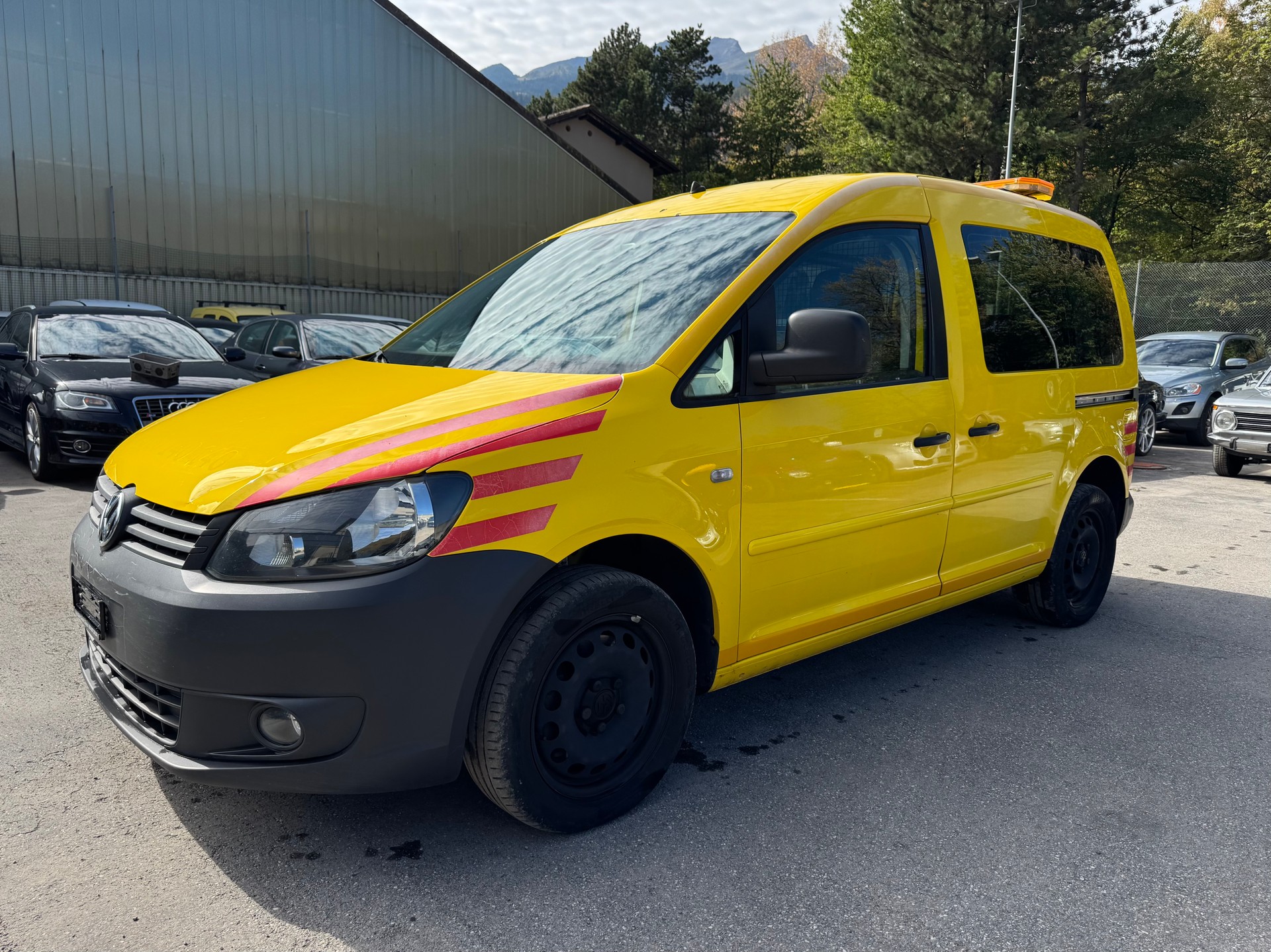 VW Caddy 2.0TDI 4Motion DSG-image-7
