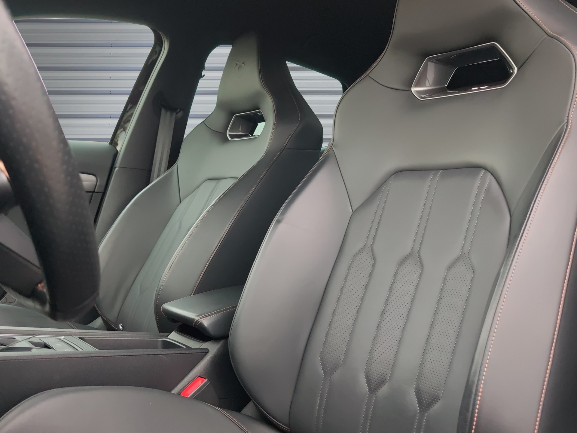 CUPRA Formentor 1.4 e-HYBRID pHEV VZ DSG-image-8