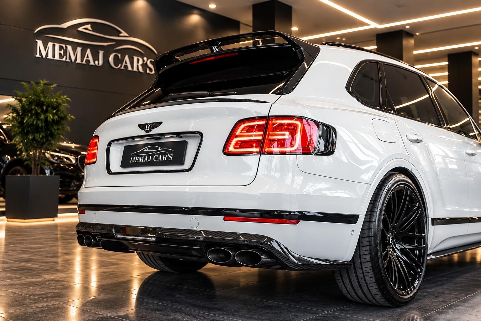 BENTLEY Bentayga W12 Mulliner Mansory Body Kit/Akrapovic-image-6