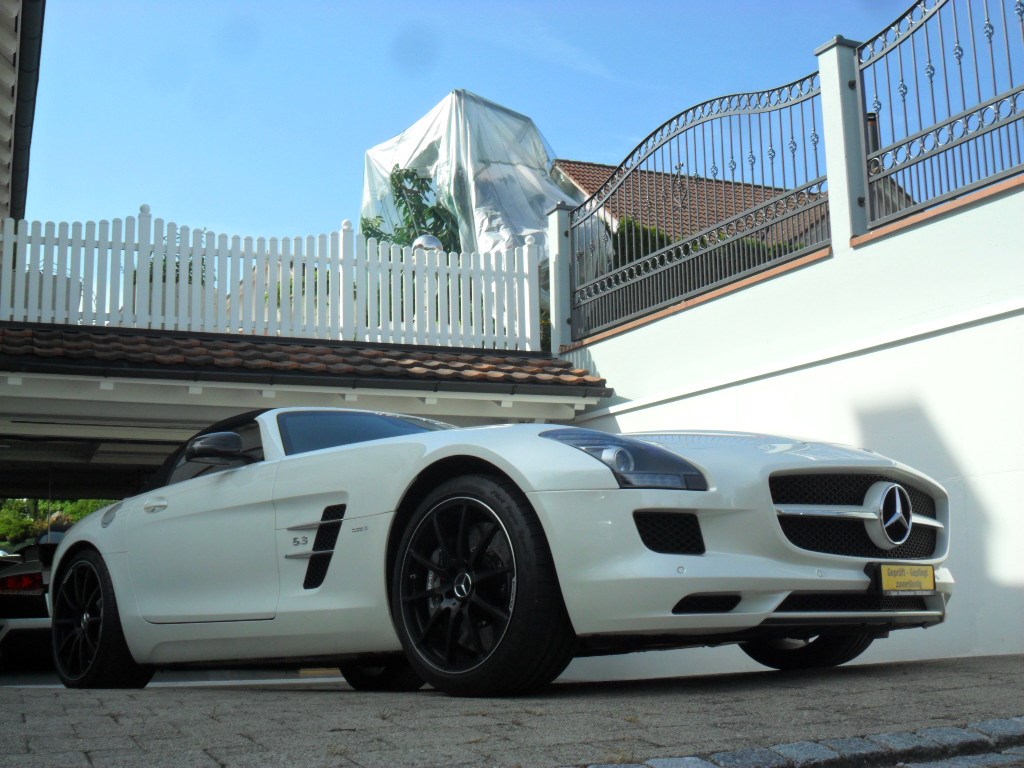 MERCEDES-BENZ SLS 63 AMG Speedshift-image-5