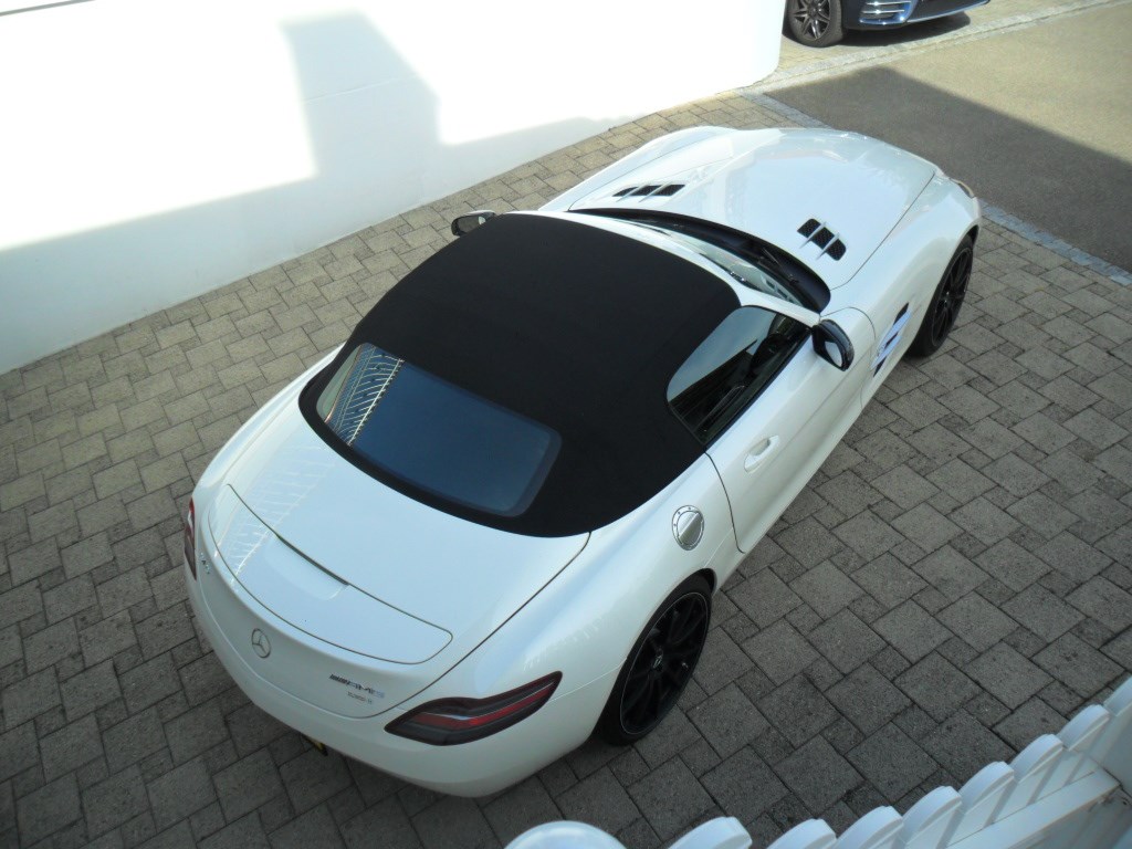MERCEDES-BENZ SLS 63 AMG Speedshift-image-7