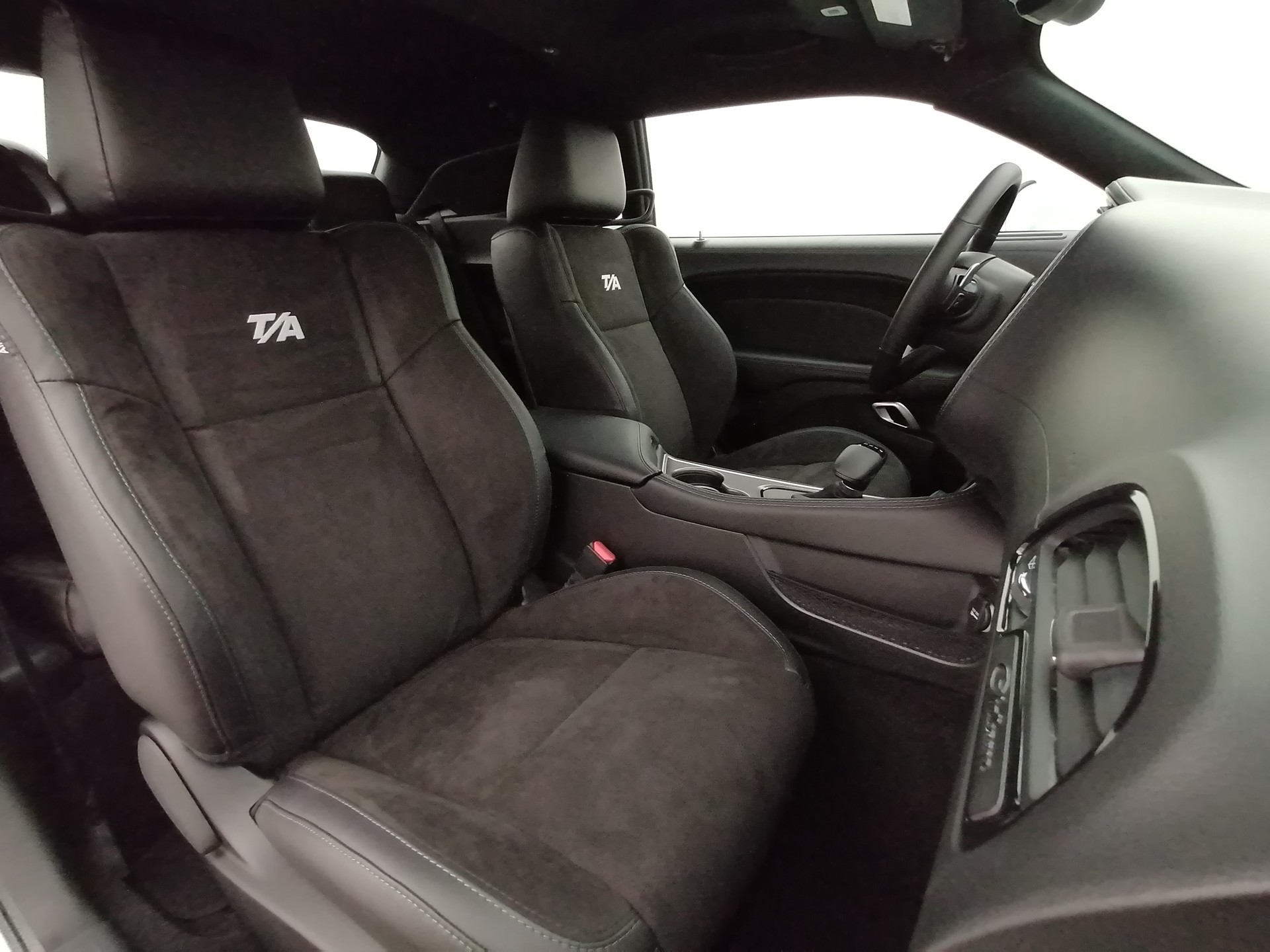 DODGE Challenger T/A 5.7-image-14