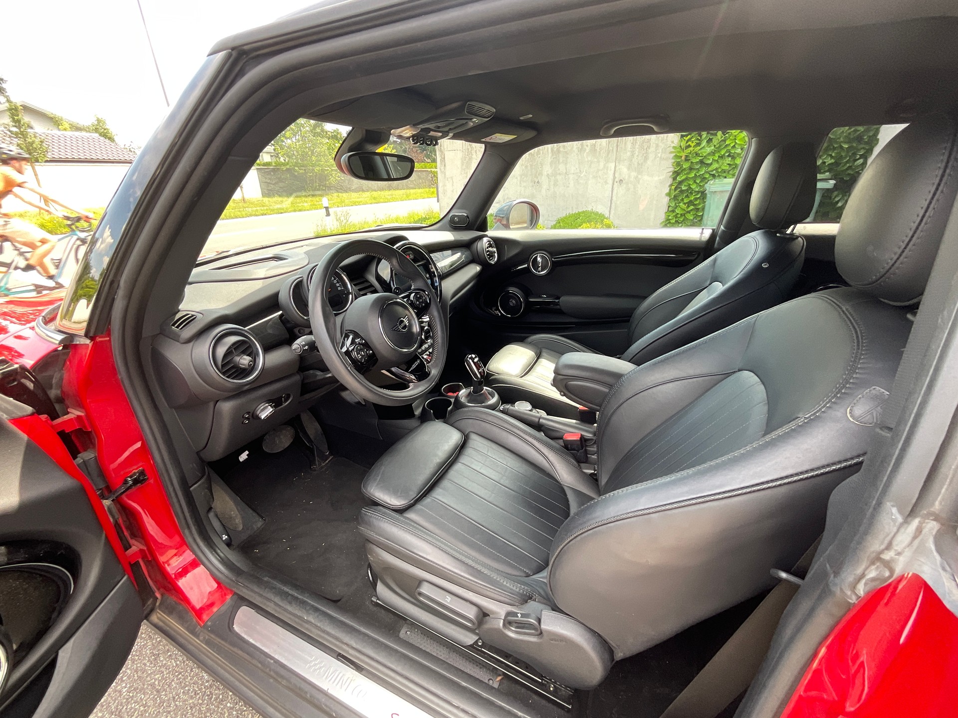 MINI Mini Cooper S Steptronic DKG-image-6