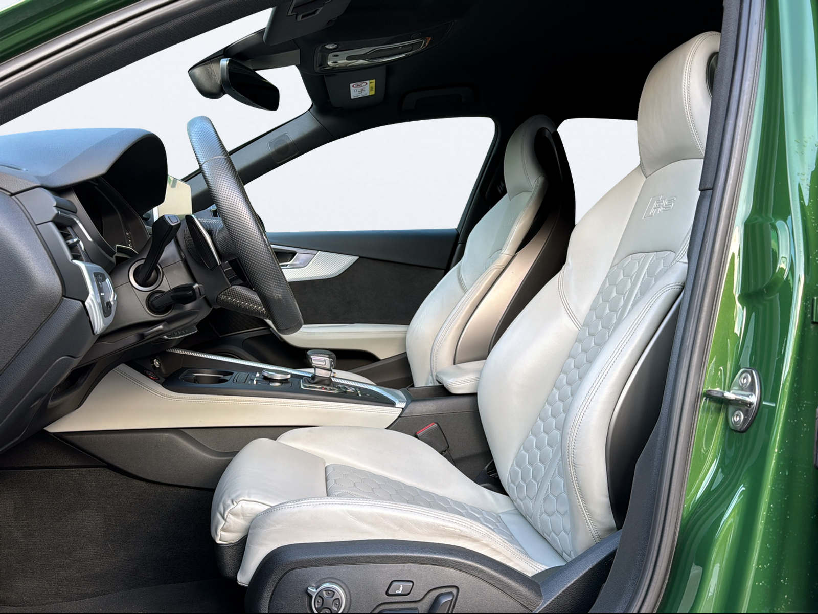 AUDI RS4 Avant 2.9 TFSI quattro tiptronic-image-10