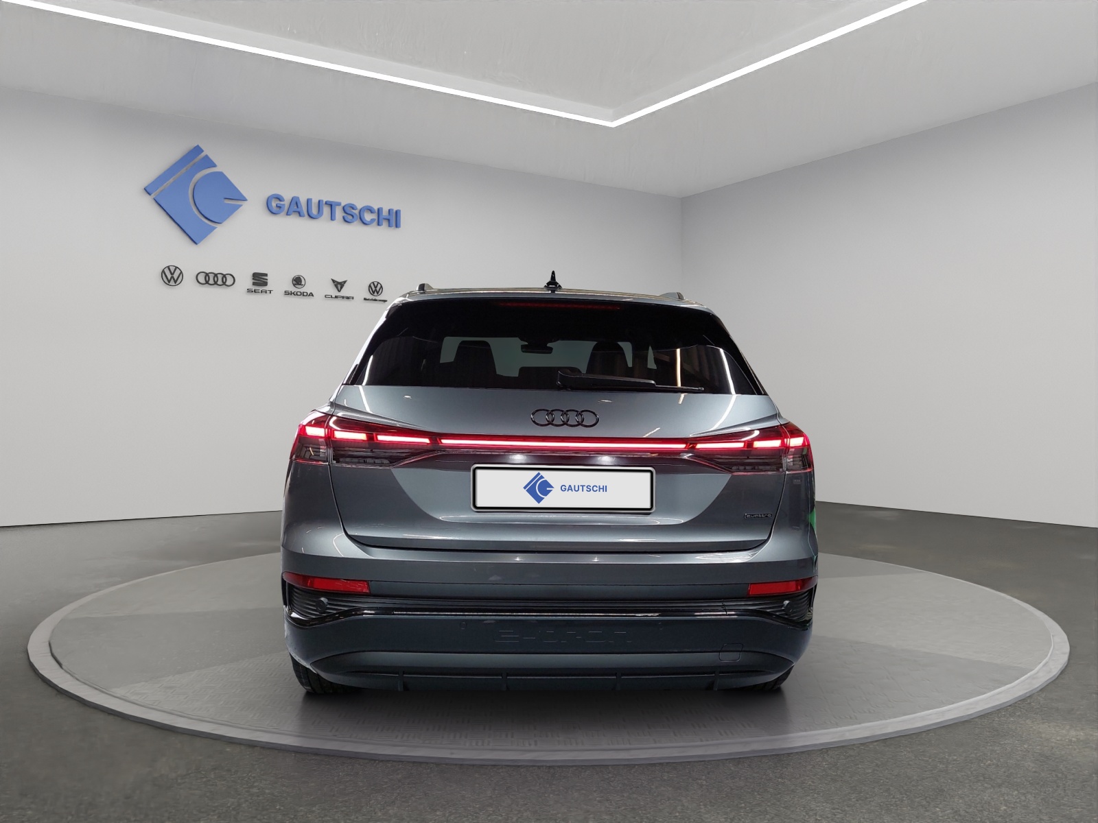 AUDI Q4 e-tron 55 quattro-image-3