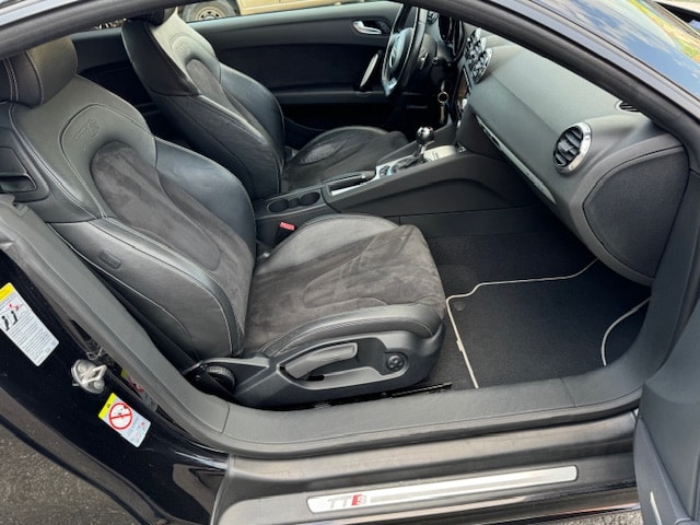 AUDI TTS Coupé 2.0 TFSI quattro S-tronic-image-7