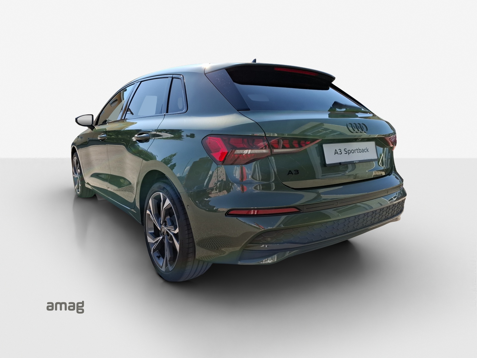 AUDI A3 Sportback 40 TFSI e advanced Attraction S-tronic-image-2