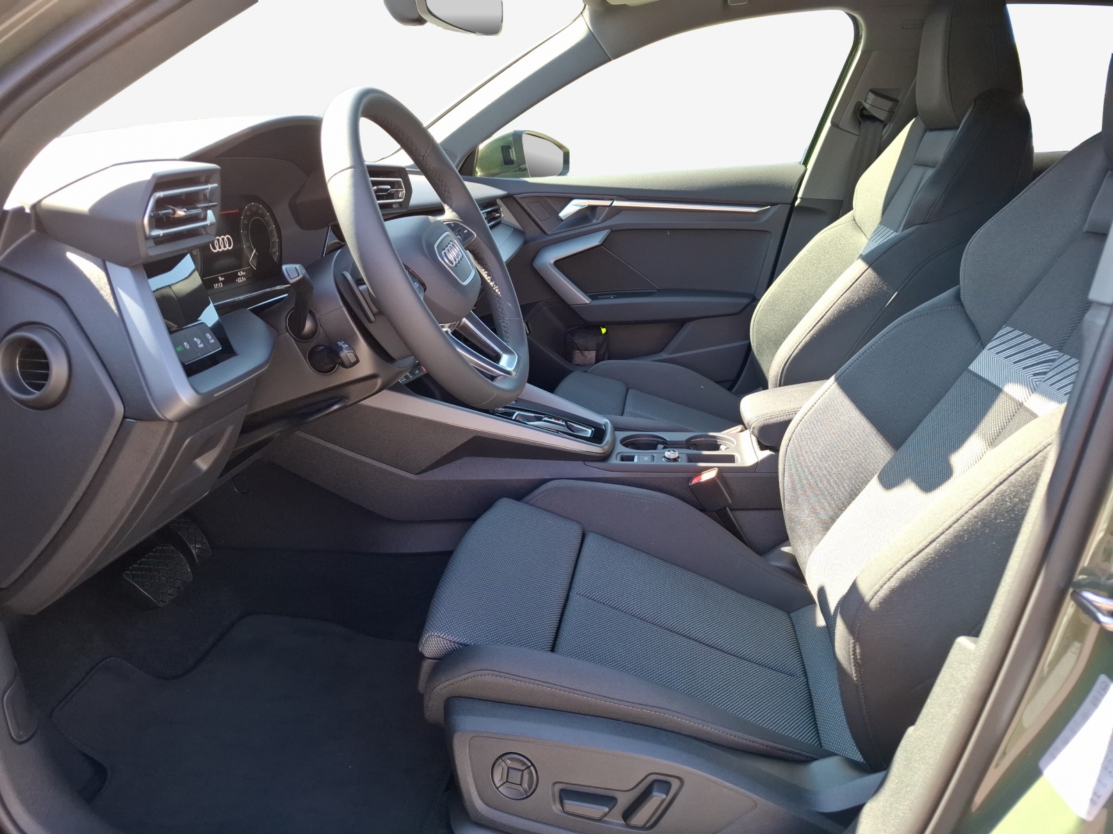 AUDI A3 Sportback 40 TFSI e advanced Attraction S-tronic-image-7