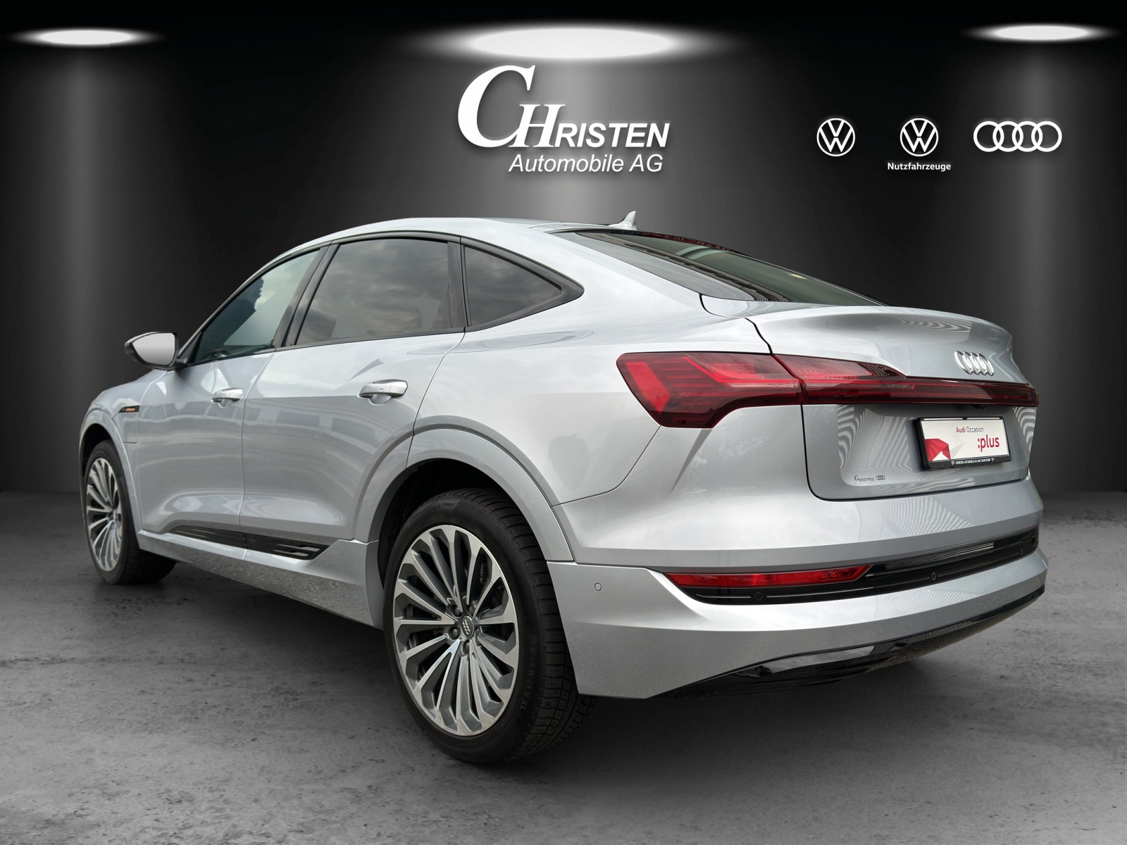 AUDI e-tron 50 Sportback Advanced quattro-image-3