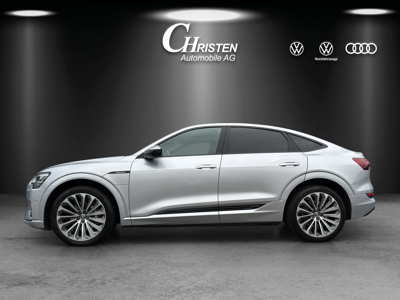 AUDI e-tron 50 Sportback Advanced quattro-image-1