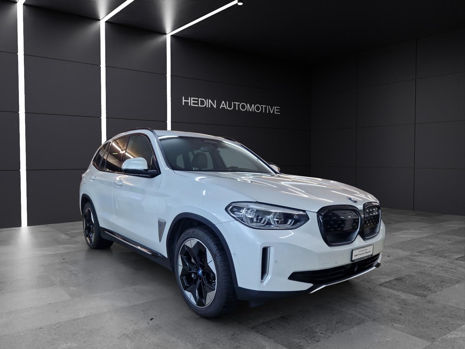 BMW iX3-image-6