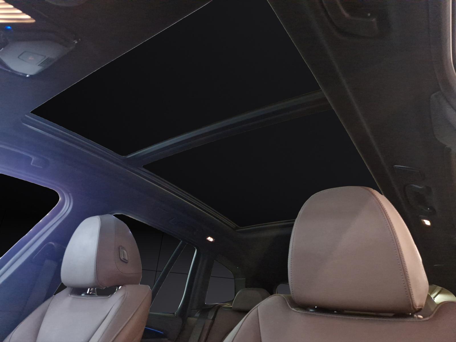BMW iX3-image-16