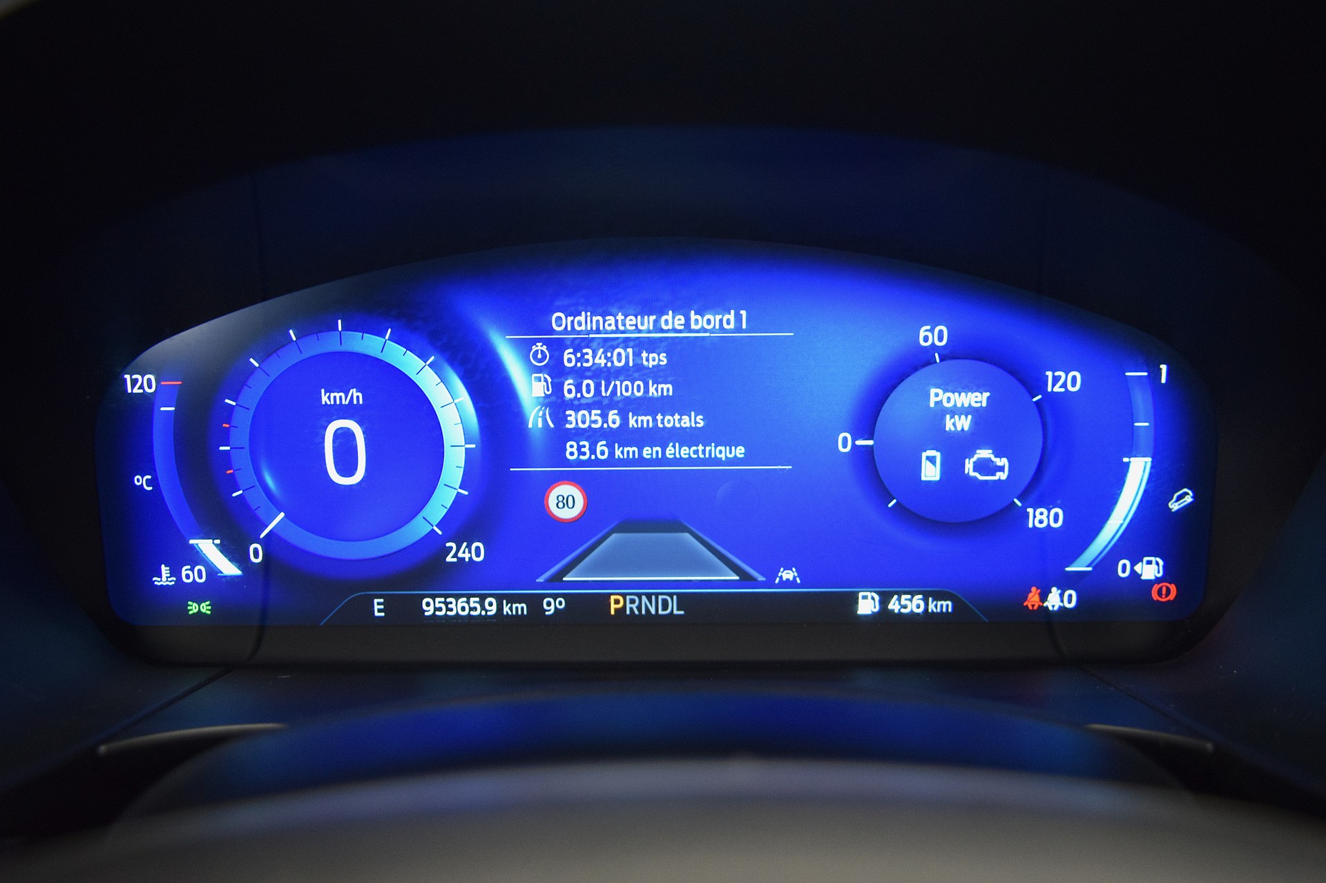 FORD Kuga 2.5 FHEV ST-Line X 4WD-image-13